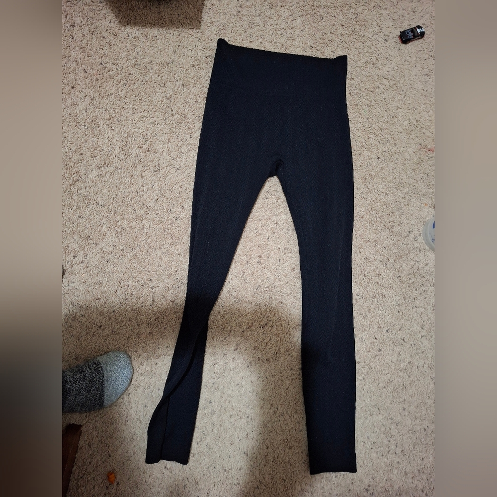Black High-Waisted Leggings (s/m)